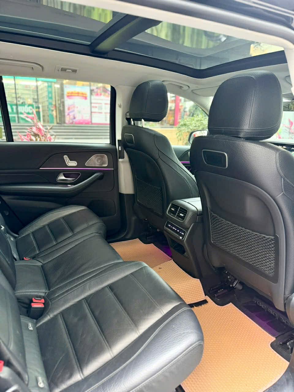 Mercedes GLS 450&nbsp;Đen 2020&nbsp;đã up full maybach 2024 ,&nbsp;đã bảo dưỡng full các cấp tại Mec An Du